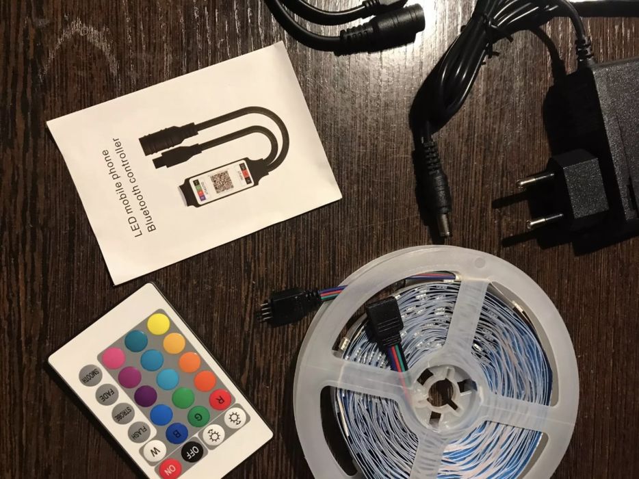 Fita LED RGB Wifi\Bluethoot\Ir(  5050  -5,10,15,20,25,30m) c/portes
