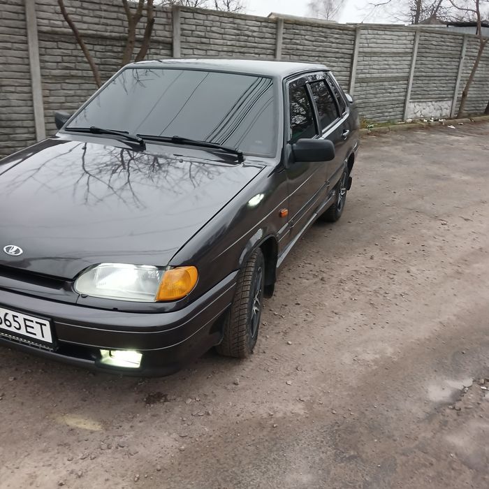 Продаєця авто ваз2115