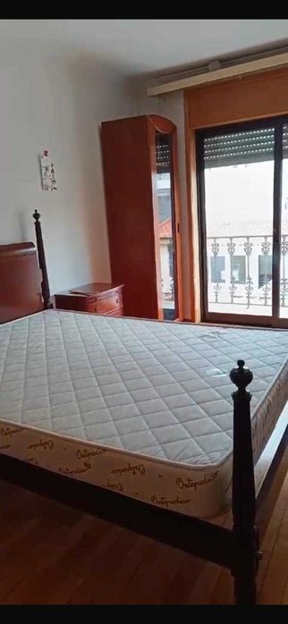 Mobília de quarto bom estado