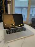 MacBook Pro 13,3 stan idealny