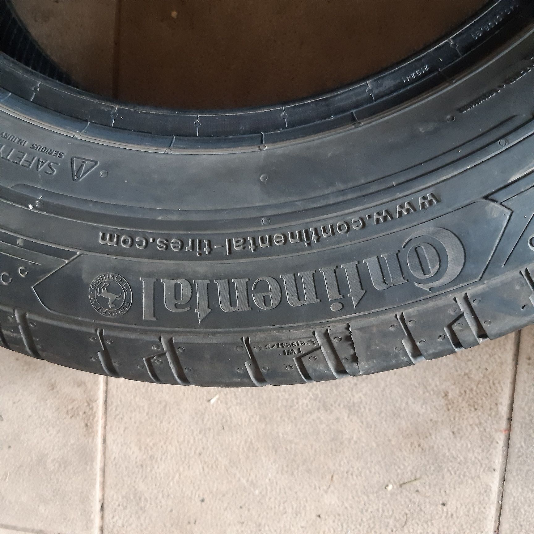 Opony Continental