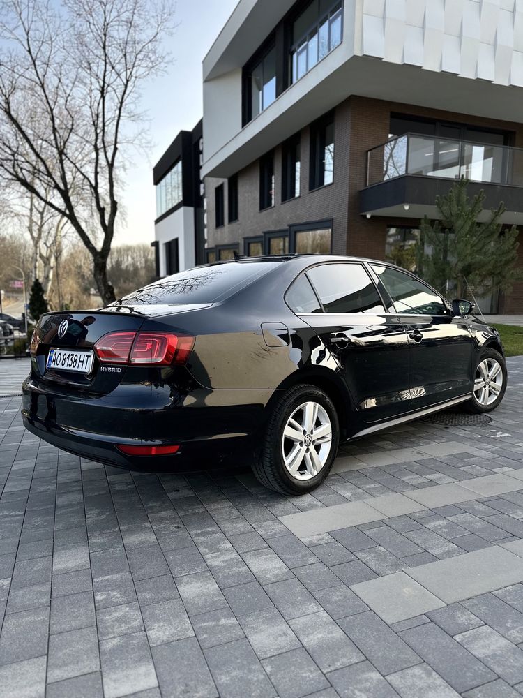 Volkswagen jetta hybrid