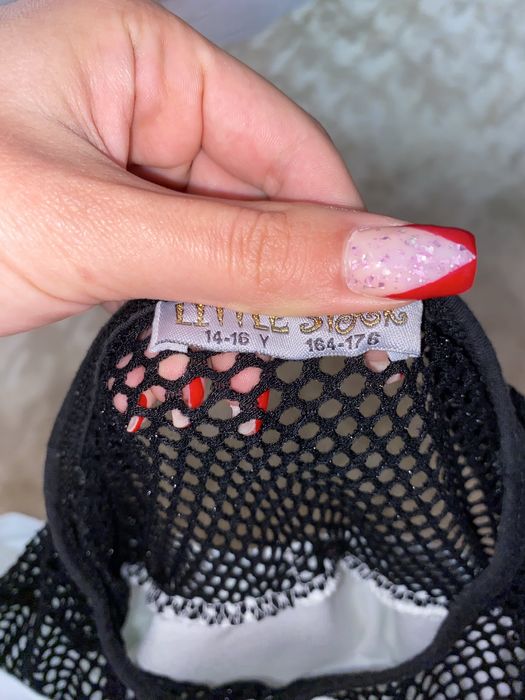 Кофта з відкритими плечима