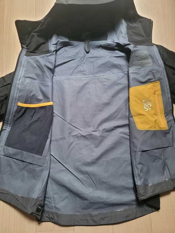 Veste arc’teryx Alpha sv noir S