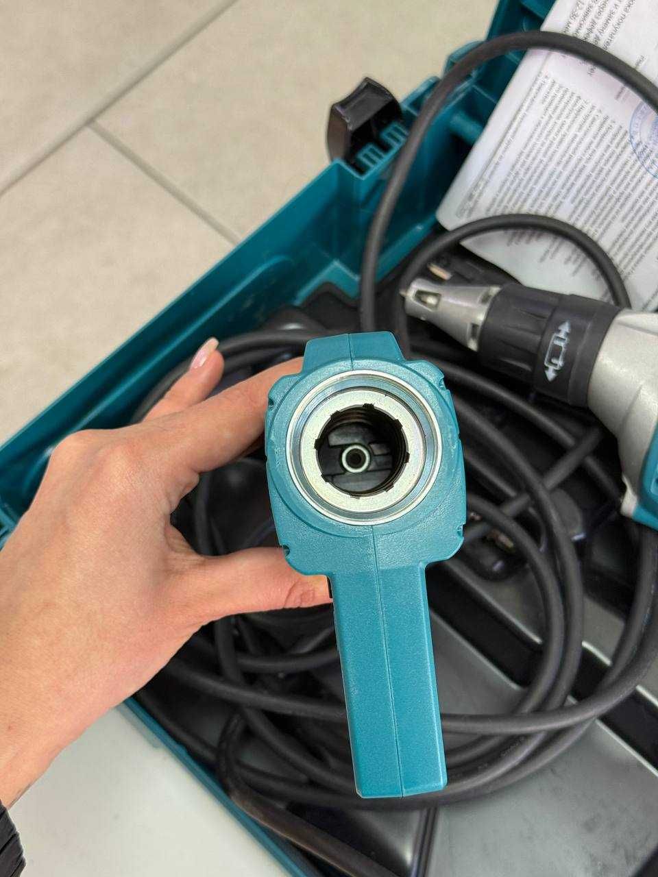 Гипсовый Шуруповерт MAKITA FS6300JX2