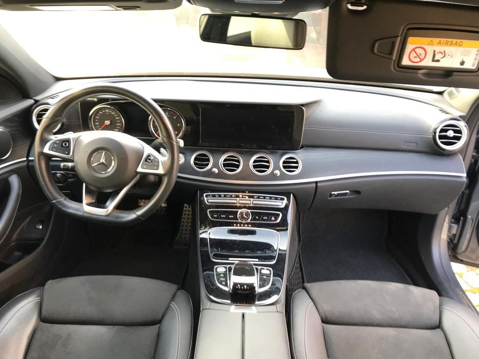 Mercedes Benz - E220 d - Interiores extra