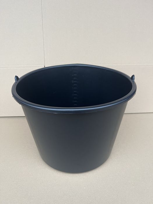 Doniczka plastikowa 16l pod choinkę wiaderko mocne 16 - 10 szt.