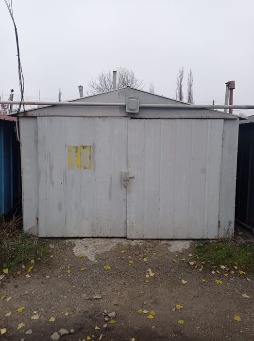 Продам гараж у гаражному кооперативі (Харків, вул. Роганська)