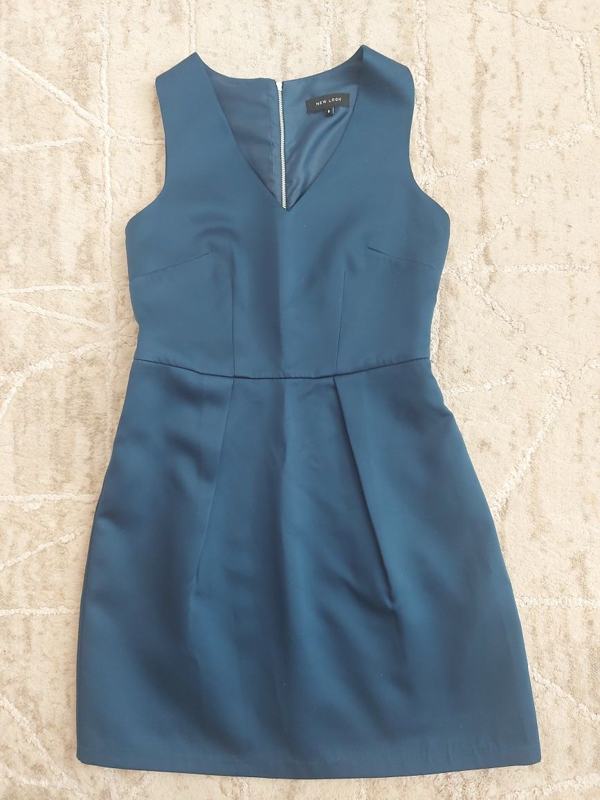 Плаття синього кольору розмір s
