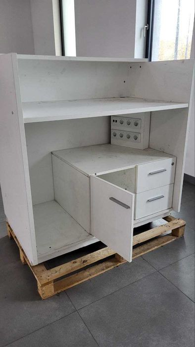 Lada kasowa sklepowa