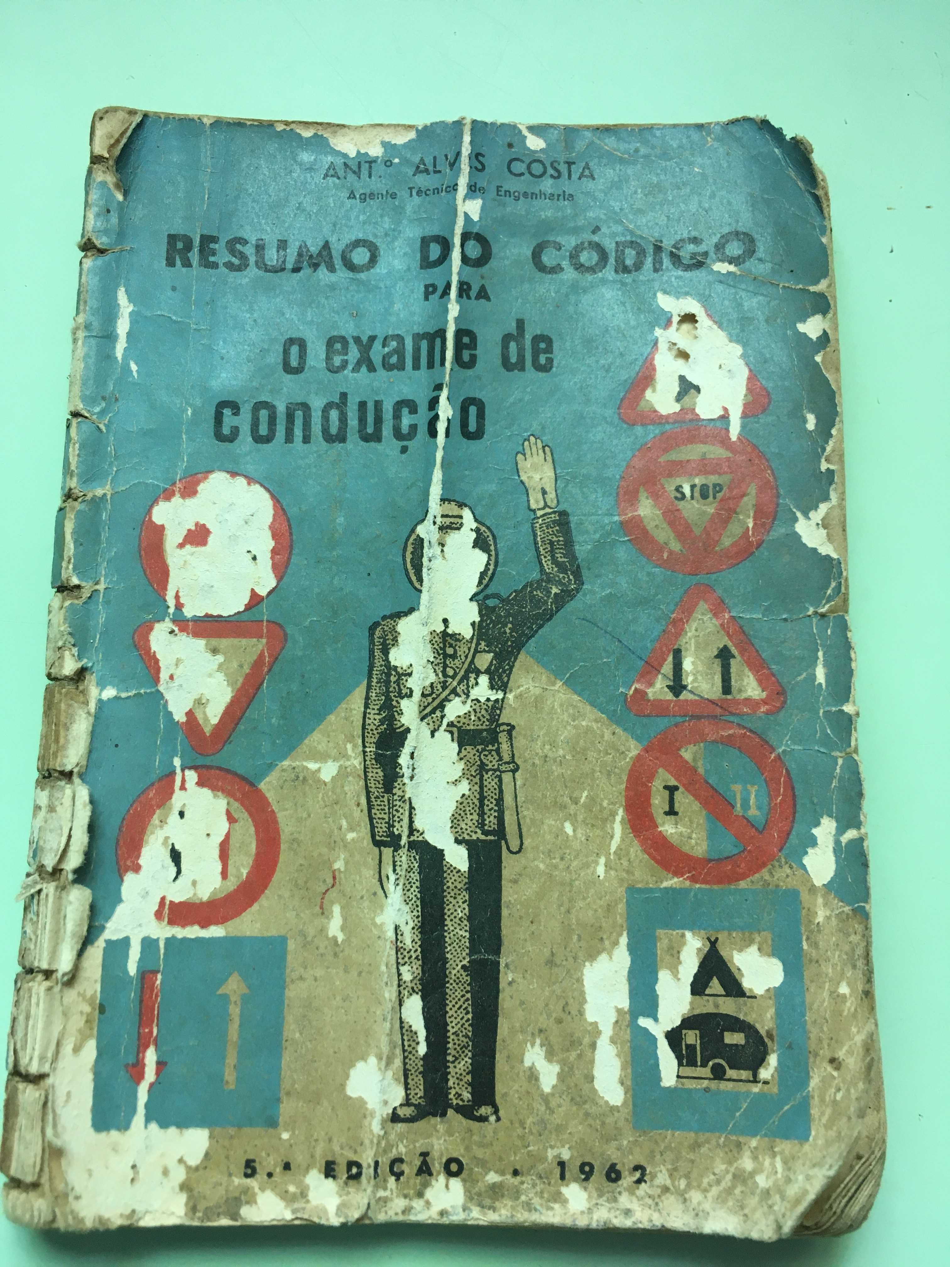Livro de 1962 conforme está na capa Código da estrada uma Relíquia