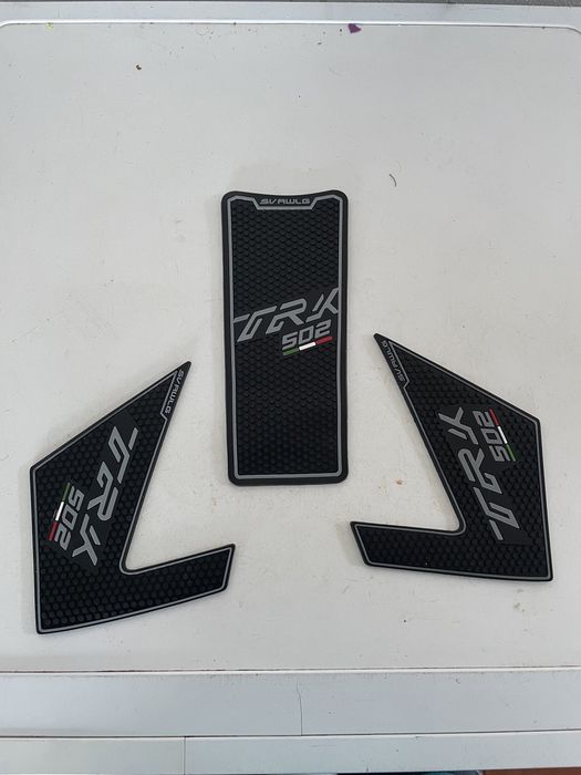 Conjunto de protecção de deposito Benelli TRK502