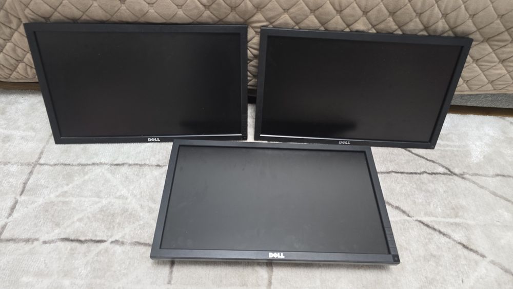 Монітор 3 шт DELL 22" FULLHD  без ніжок