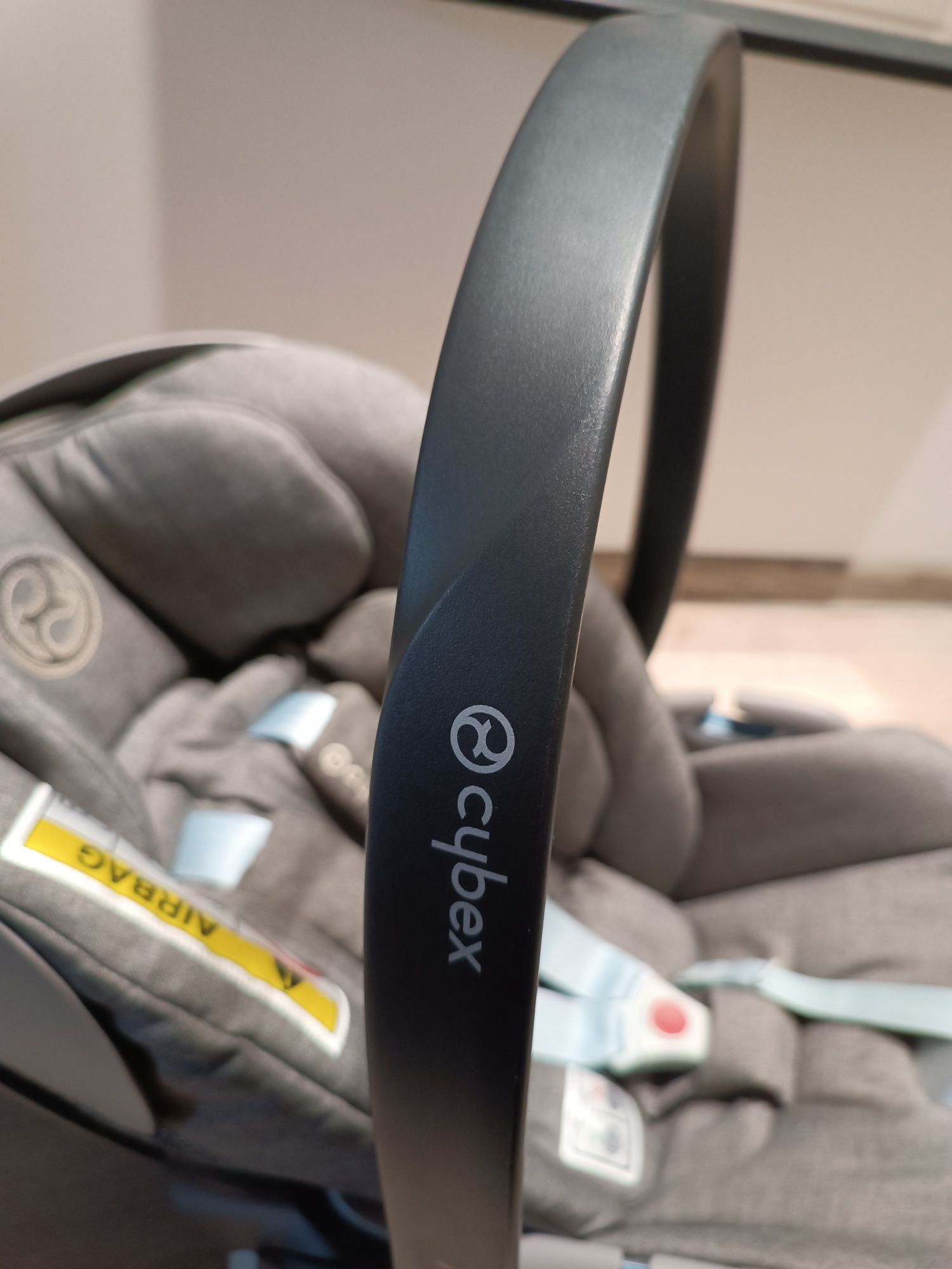Cybex Cloud Z i-Size plus nosidełko fotelik