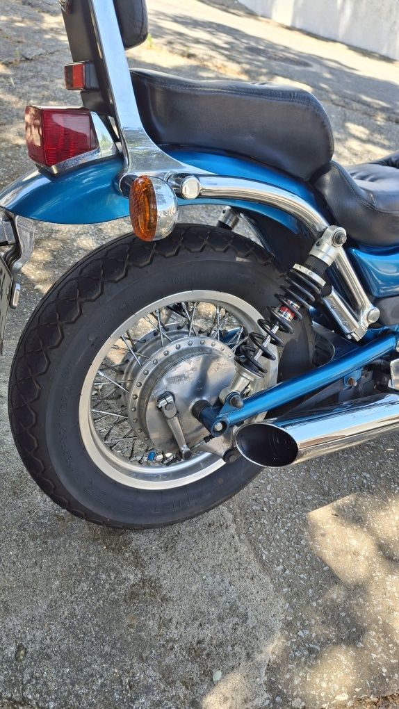 Suzuki intruder 600