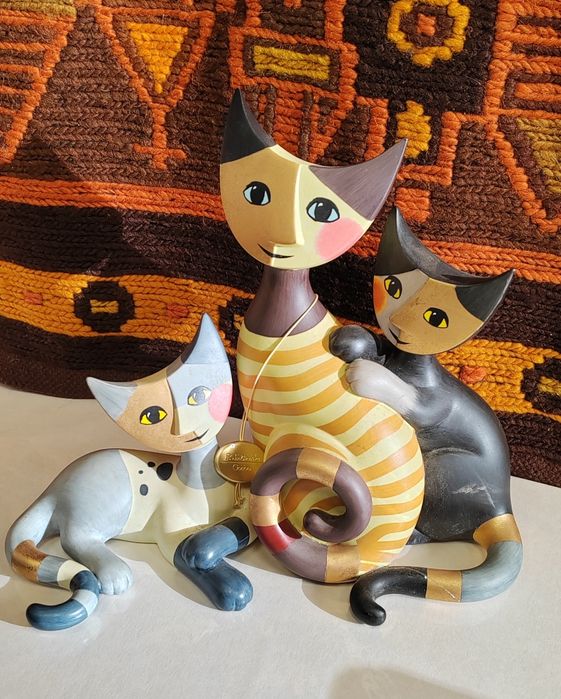 Figura porcelanowa Goebel ,,Koty"