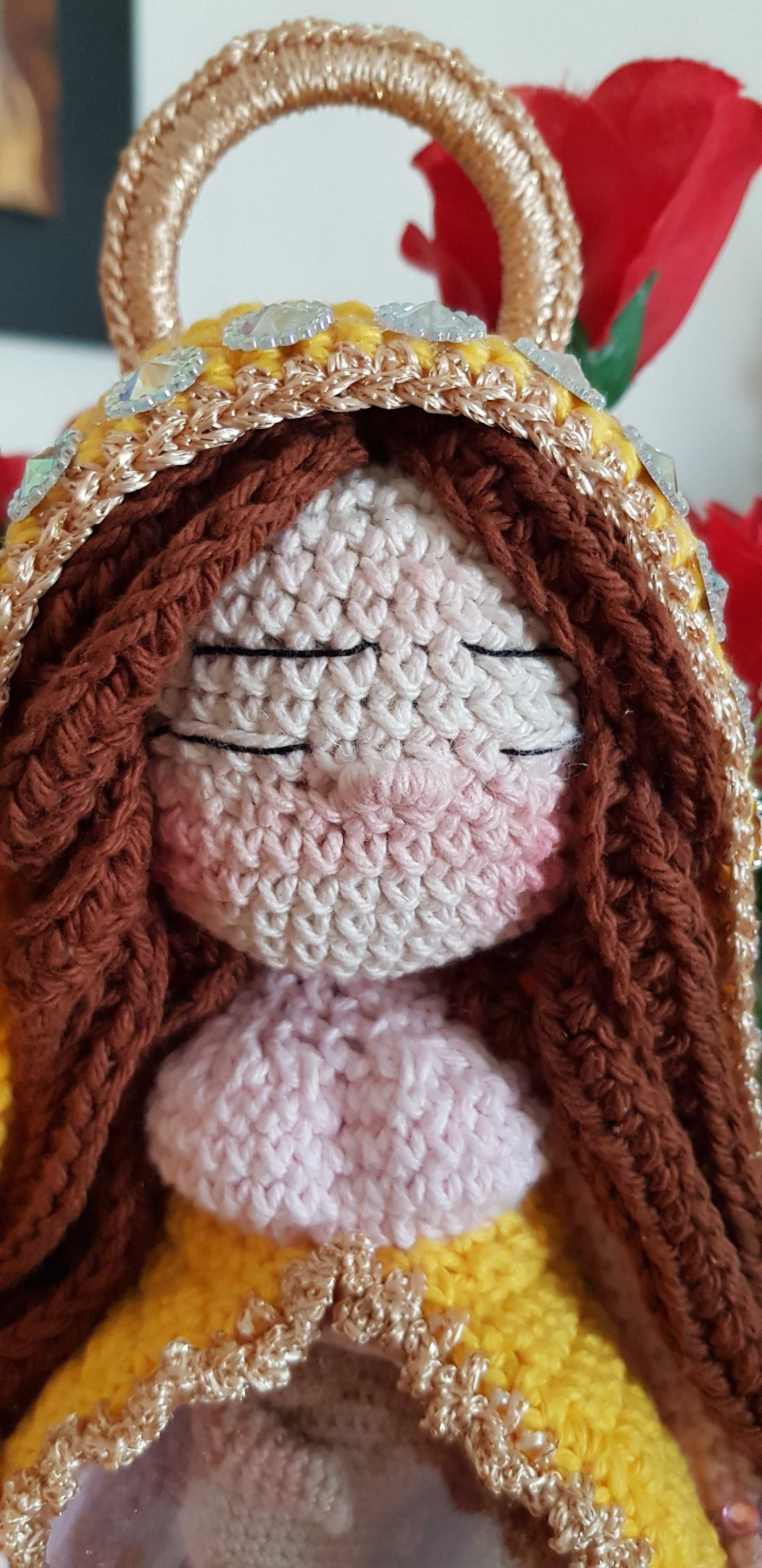 Santinha  Grávida Amigurumi