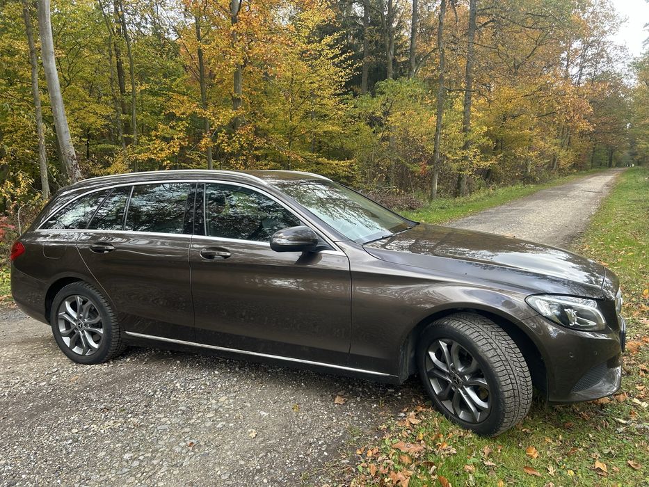 Mercedes Benz C 180 9G-Tronic