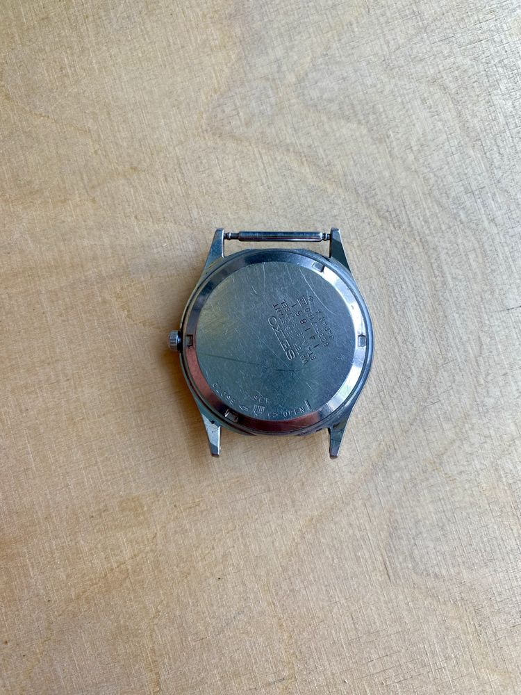 часы Seiko SQ Quartz Day Date (8223-7100) vintage японские винтаж