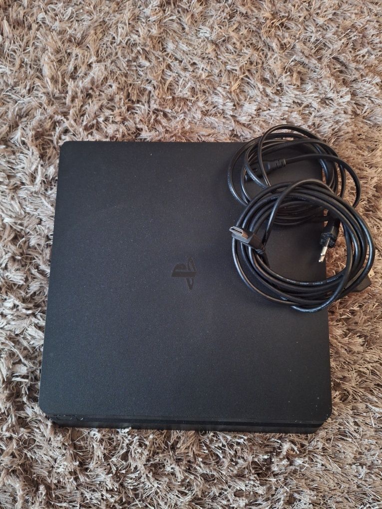 PS4 Slim 500 gb.