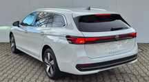 Volkswagen Passat 2024 – wynajem | Neral Mobility – Stargard Szczecin