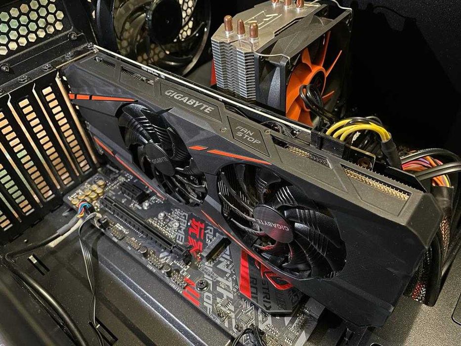 PC Gaming Tower - CPU i7-8700 / RAM 16 GB / GTX 1060 8 GB / SSD 120 GB + HDD 1 TB64284586071937122