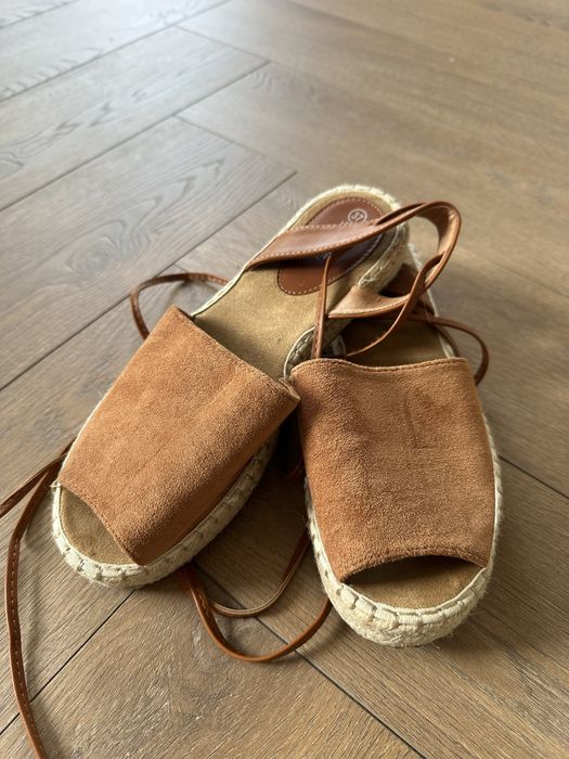 Sandały sandałki sznurowane wiązane zamszowe zamsz Espadryle