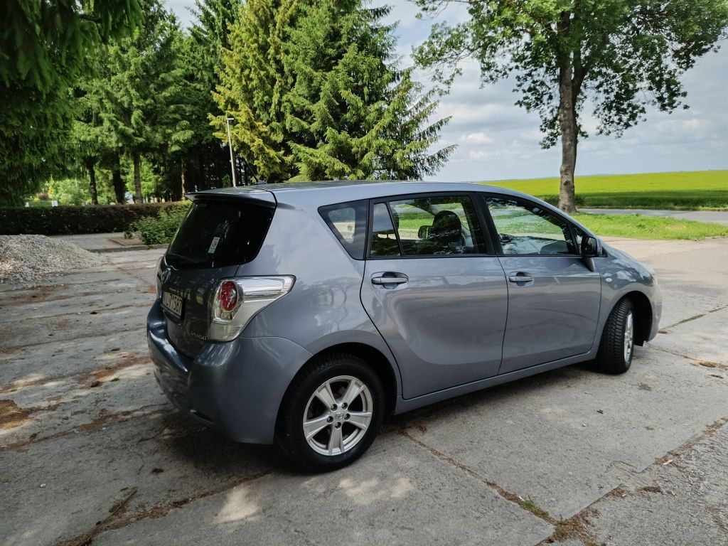 Ładna Toyota Corolla Verso 2.0D Super Stan