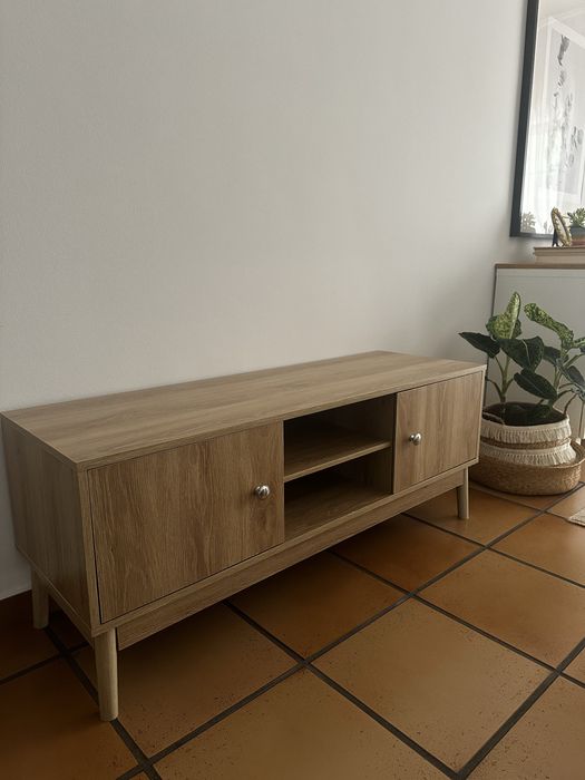 Vende-se movel de TV