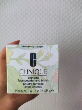 Clinique nowy puder 08 transparency neutral Sephora