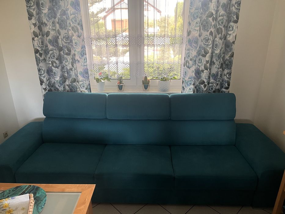 Duza turkusowa sofa
