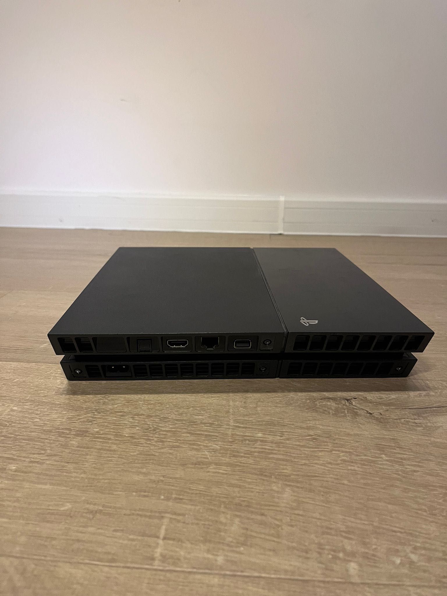 PlayStation 4 konsola