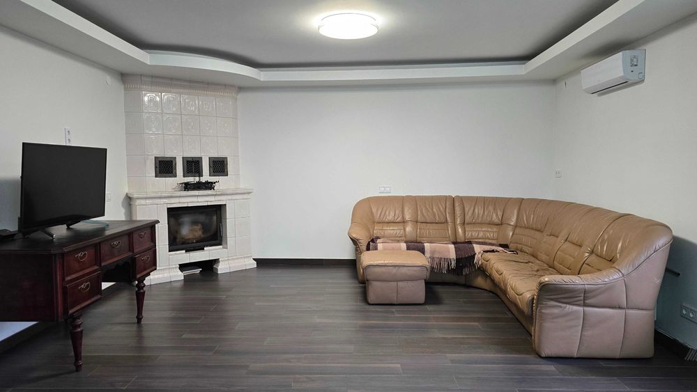 Будинок на горі, вул. Козацька, Голосіївська/Деміївська.