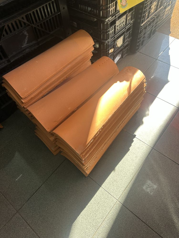 Vende se telhas novas 206 unidades