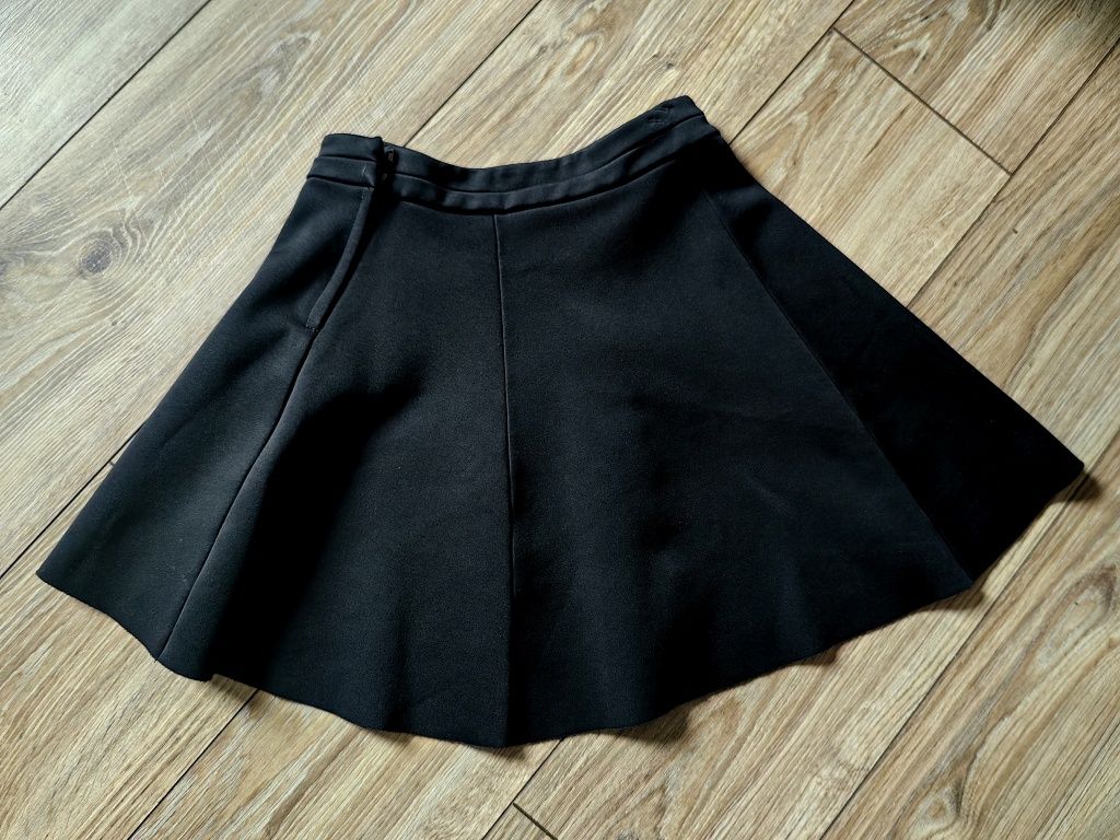 Spódnica czarna rozkloszowana H&M S oldschool vintage