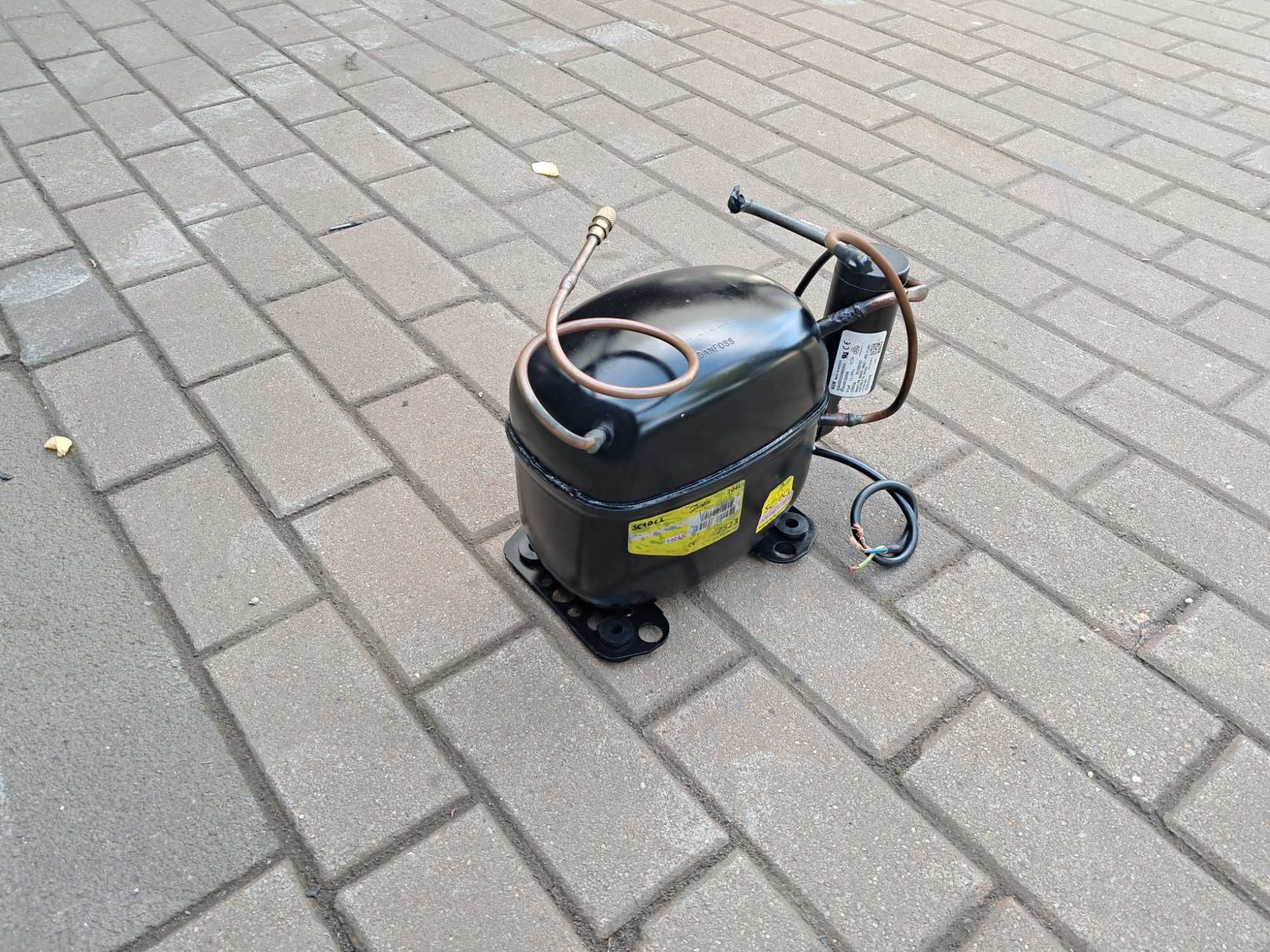 Sprężarka chłodnicza ,agregat  DANFOSS SC10CL czynnik R404A .Wysyłka
