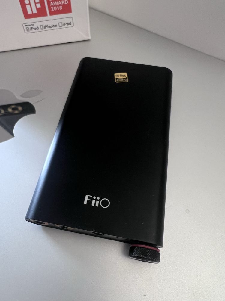 FiiO Q1 Mark II - Przenośny wzmacniacz słuchawkowy DAC