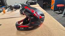 Kask rowerowy Full Face MET Parachute MCR MIPS