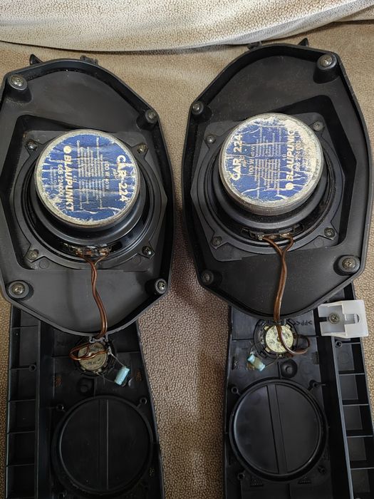 Vendo colunas chapeleira golf 3 blaupunkt