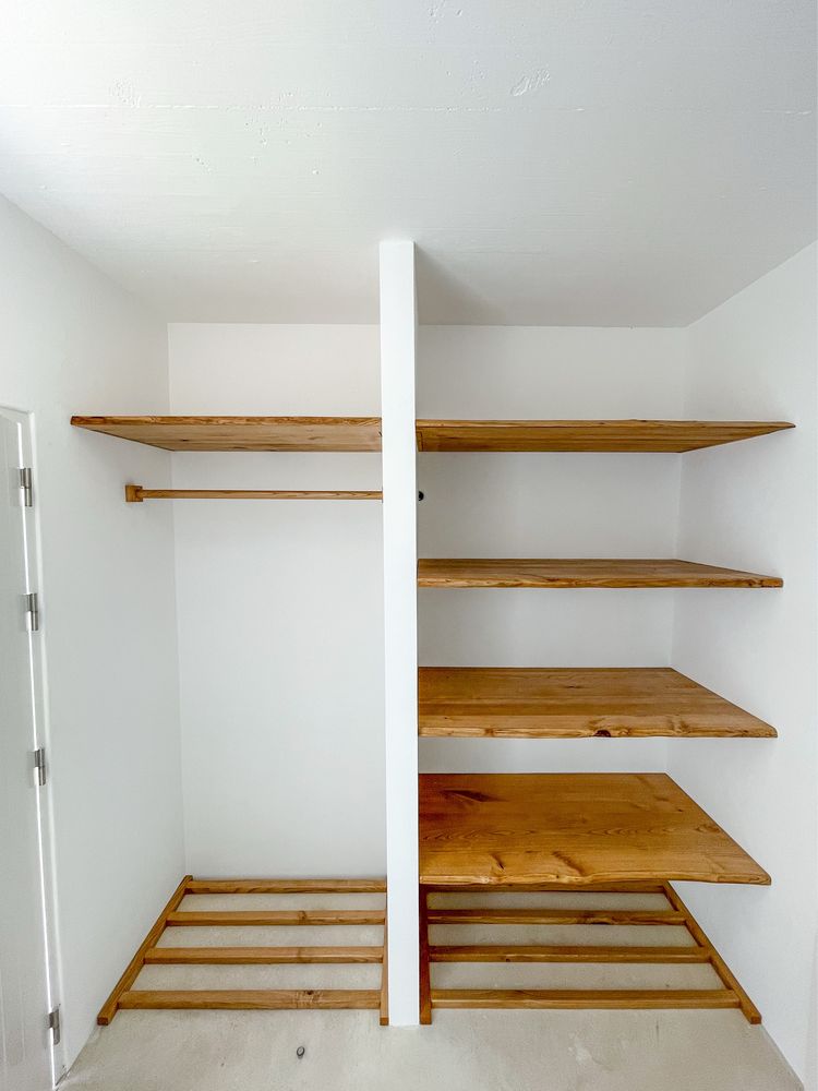 Prateleiras para WC, casa de banho.