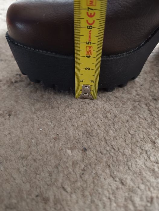 Butyi Cropp na koturnie. r39.