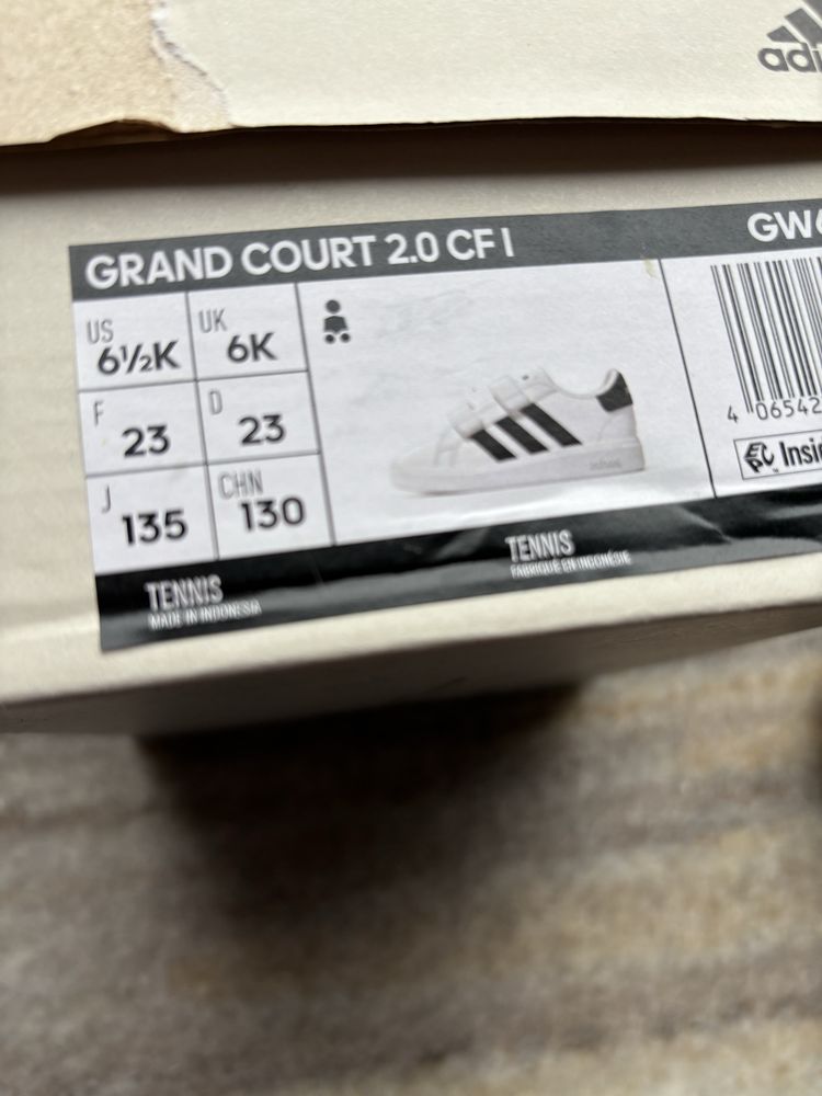 Biale buty adidas na rzepy