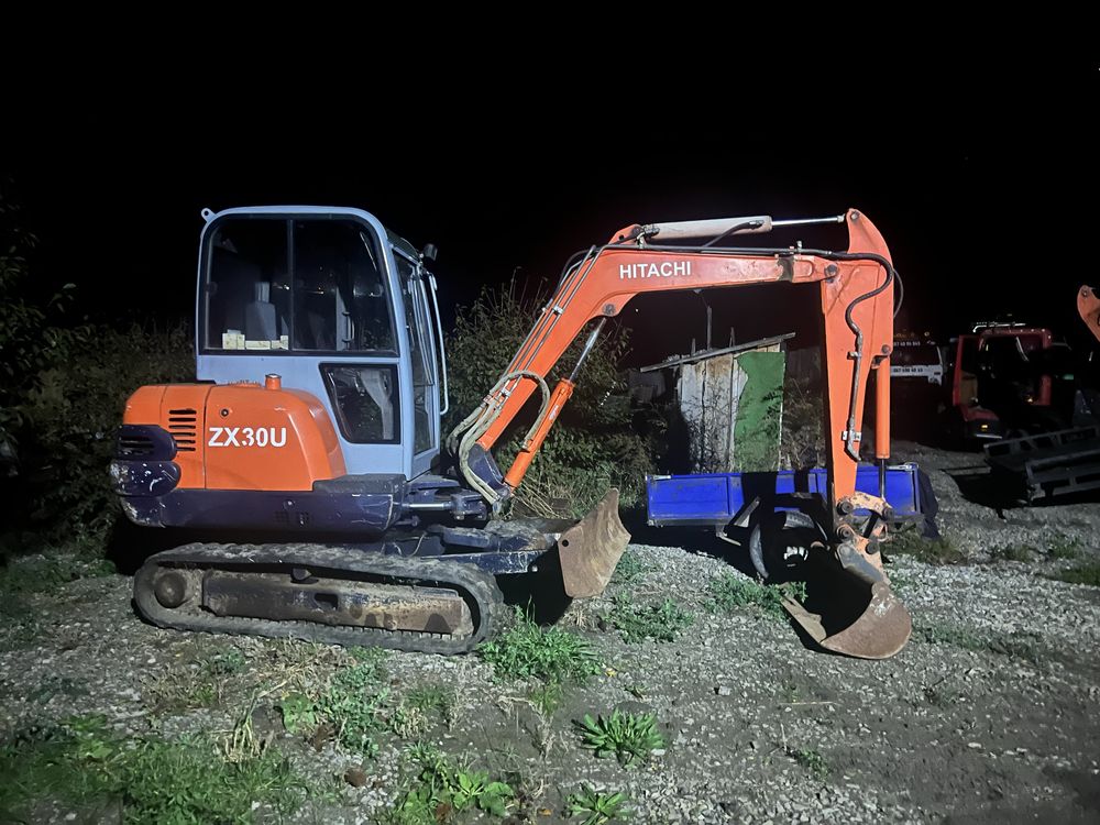 Послуги міні екскаватором HITACHI 3,5т. з водієм