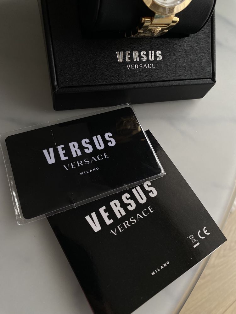 Zegarek damski Versus Versace Camden Market