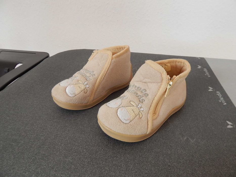 Детские ботиночки