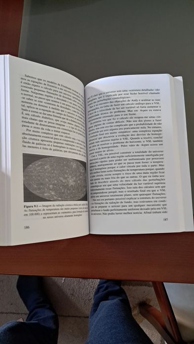 Mais Rápido que a Luz de João Magueijo
de João Magueijo.
de João Mague