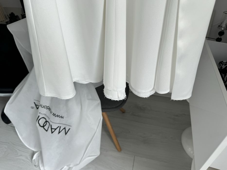 Rara avis Arha suknia slubna Madonna