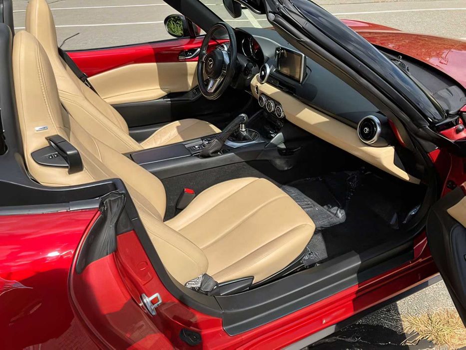 Mazda MX-5      2016