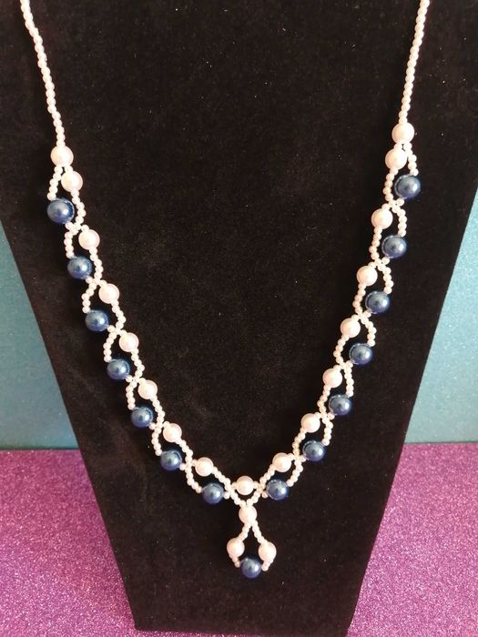 Colares feitos por encomenda