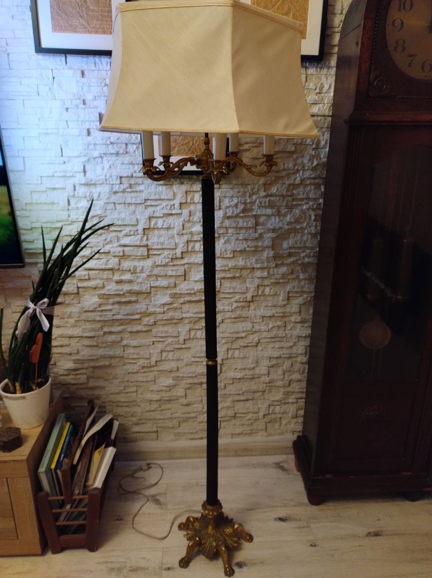 Lampa mosiężna stojąca